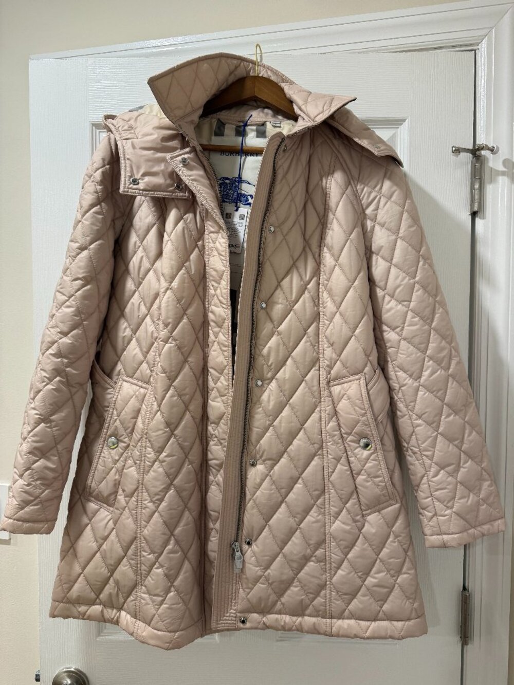 BRAND NEW BURBERRY HEMINGFIELD BEIGE TAUPE HOODED QUILTED DIAMOND